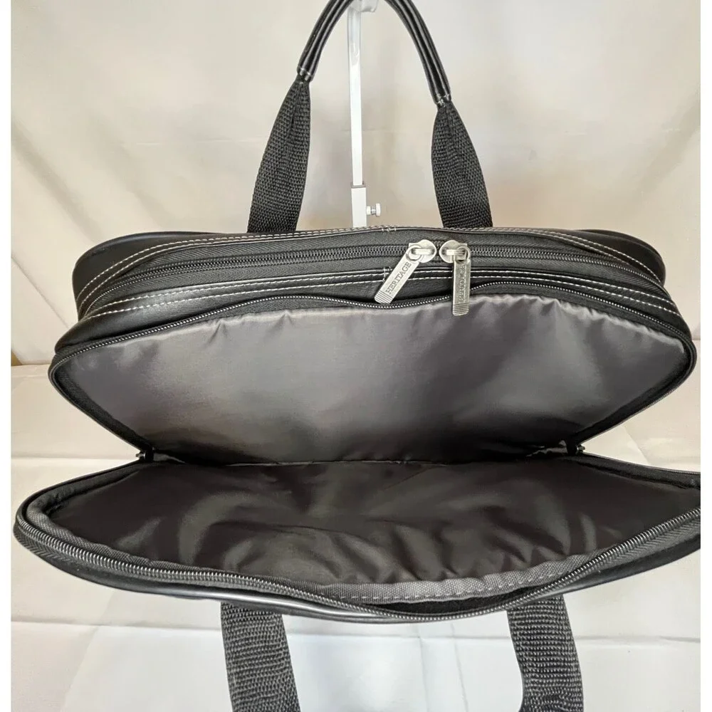 Hertitage Leather Laptop Messenger Bag Black